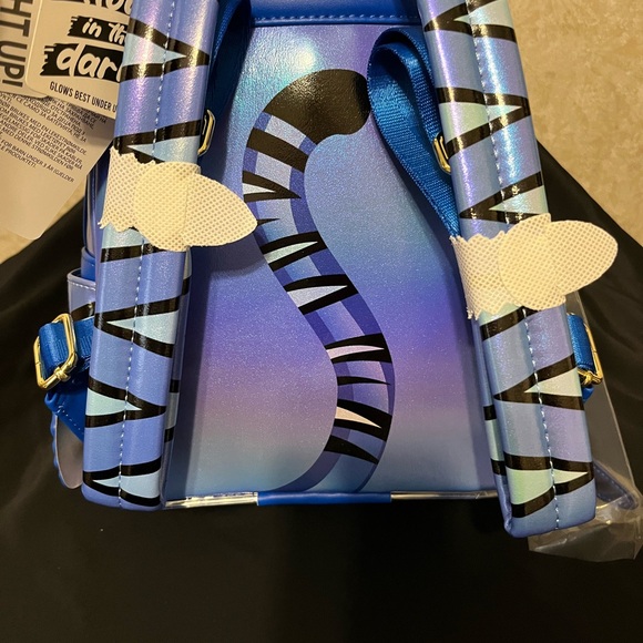 Loungefly Holographic Blue and Purple K-POP DEMOM HUNTERS DERPY TIGER!!! - Picture 6 of 10